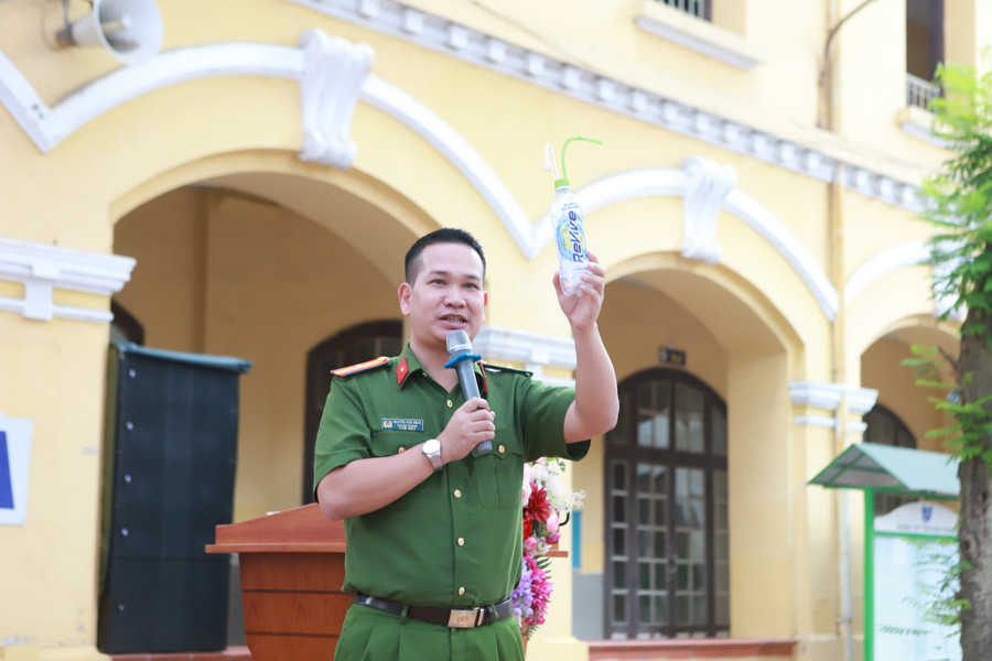 trang bi ky nang va kien thuc giup hoc sinh nhan dien ma tuy de chu dong phong tranh va bao ve minh hinh 11