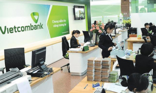 Chứng khoán 25/7: Vietcombank giúp VN-Index thoát cảnh “đỏ lửa”