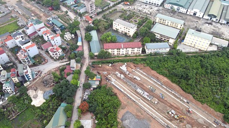 Xây dựng Giao thông Long Thành kiếm hàng trăm tỷ mỗi năm từ các gói thầu có tỷ lệ tiết kiệm thấp, đóng thuế 5 năm không bằng tiền thu một ngày